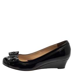 Pre Owned Fendi Black Patent Leather Bow Detail Wedge Pumps Size 37.5