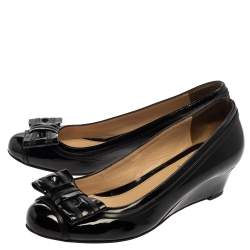 Pre Owned Fendi Black Patent Leather Bow Detail Wedge Pumps Size 37.5