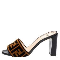 Pre Owned Fendi Brown/Black FF Logo Velvet Slide Sandals Size 36
