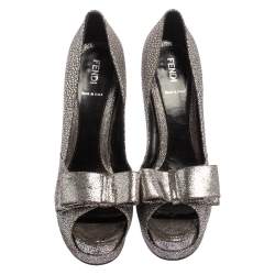 Fendi Silver Brocade Fabric and Textured Leather Deco Bow Peep Toe Platform Pumps Size 38