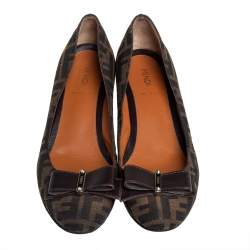 Pre Owned Fendi Brown Zucca Canvas Bow Detail Wedge Pumps Size 39