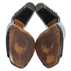 Pre Owned Fendi Black Leather Pyramid Stud Mules Sandals Size 38