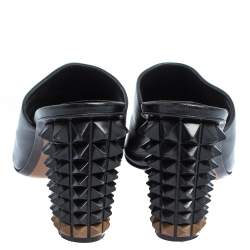 Pre Owned Fendi Black Leather Pyramid Stud Mules Sandals Size 38