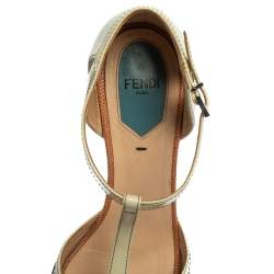 مملوكة مسبقًا Fendi White/Blue Cut-Out Patent Leather And Lizard Block Heel Peep Toe Sandals Size 38.5