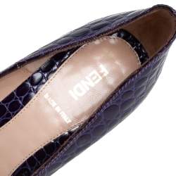 Pre Owned Fendi Purple Croc Embossed Leather Pumps Size 39
