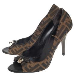 Pre Owned Fendi Brown Zucca Canvas Bow Peep Toe Pumps Size 39