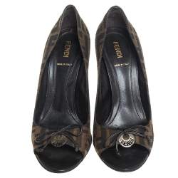 Pre Owned Fendi Brown Zucca Canvas Bow Peep Toe Pumps Size 39