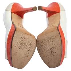Pre Owned Fendi White/Orange Lizard Embossed Leather And Patent Leather Fendista Platform Pumps Size 38.5