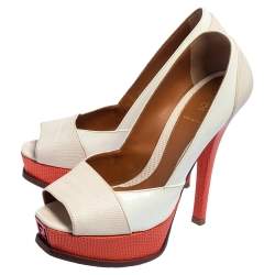 Pre Owned Fendi White/Orange Lizard Embossed Leather And Patent Leather Fendista Platform Pumps Size 38.5