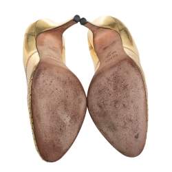 Pre Owned Fendi Gold Patent Leather Pumps Size 38