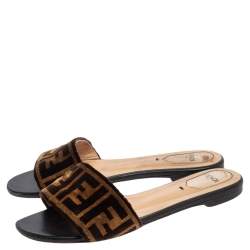 مملوكة مسبقًا Fendi Tobacco Zucca Velvet Flat Slide Sandals Size 38