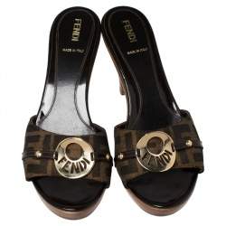Pre Owned Fendi Brown Zucca Canvas Block Heel Mule  Sandals Size 37.5