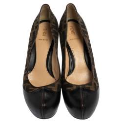 Pre Owned Fendi Brown/Black Zucca Canvas And Leather Pumps Size 40