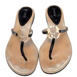 Fendi Black Patent Leather Thong Flat Sandals Size 40