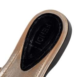 Pre Owned Fendi Black Patent Leather Thong Flat Sandals Size 40