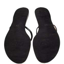 Pre Owned Fendi Black Patent Leather Thong Flat Sandals Size 40