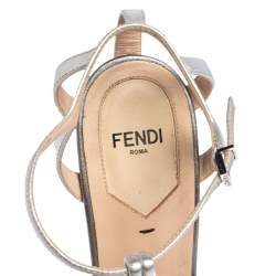 Pre Owned Fendi Silver Leather Strappy T Strap Platform Sandals Size 37