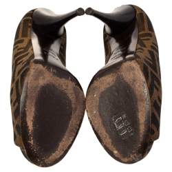 Pre Owned Fendi Tobacco Zucca Canvas Platform Pumps Size 38.5