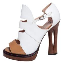Pre Owned Fendi White/Brown Cut Out Patent and Leather Sculpted Heel Sandals Size 38.5
