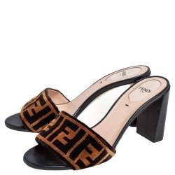 Pre Owned Fendi Brown Zucca Velvet Open Toe Slides Sandals Size 37.5