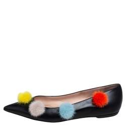Pre Owned Fendi Black Leather And Fur Pom Pom Ballerina Flats Size 41