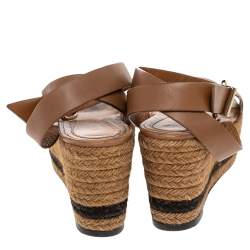 مملوكة مسبقًا صندل كعب روكي فندي إسبادريل جلد بني بحزام كاحل مقاس 38