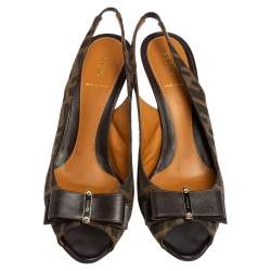 Pre Owned Fendi Tobacco Zucca Canvas and Leather Bow Peep Toe Slingback Sandals Size 39
