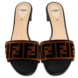 Pre Owned Fendi Brown/Black Zucca Velvet Slide Sandals Size 40