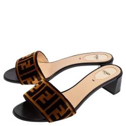 Pre Owned Fendi Brown/Black Zucca Velvet Slide Sandals Size 40