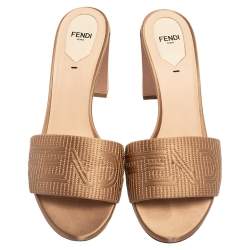 Pre Owned Fendi Beige Satin Logo Slide Sandals Size 41
