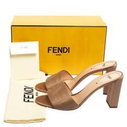 Pre Owned Fendi Beige Satin Logo Slide Sandals Size 41