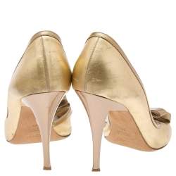 مملوكة مسبقًا Fendi Gold Leather Bow Pumps Size38.5 