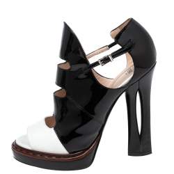 Fendi Black/White Patent and Leather Open-Toe Platform Sandals Size 38