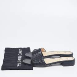 مملوكة مسبقًا صندل فندي FF جلد أسود سليب أون مقاس 38