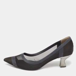 Pre Owned Fendi Blue/Black Mesh And Leather Colibri  Pumps Size 38.5