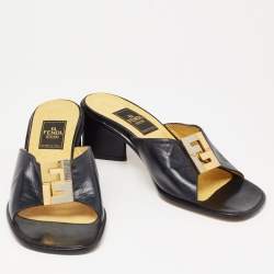 مملوكة مسبقًا Fendi Dark Navy Blue Leather FF Slide Sandals Size 38
