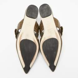 مملوكة مسبقًا Fendi Olive Green Leather FF logo Buckle Mules Size 39