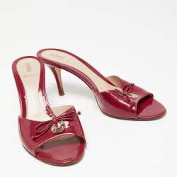 Pre Owned Fendi Hot Pink Patent Leather Bow Logo Charm Slide Sandals Size 41