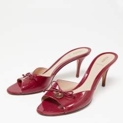 Pre Owned Fendi Hot Pink Patent Leather Bow Logo Charm Slide Sandals Size 41