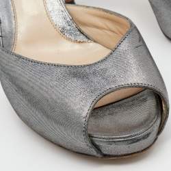 Pre Owned Fendi Silver Leather Slide Sandals Size 38