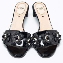 Pre Owned Fendi Black Patent Leather Flower Embellished Open Toe Slide Sandals Size 36