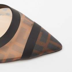 Pre Owned صندل فندي كاليبري جلد وشبك متعدد الألوان فتحة كعب مقاس 39.5