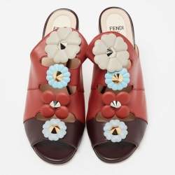 مملوكة مسبقًا Fendi Red/Dark Brown Leather Flowerland Mule Sandals Size 38.5