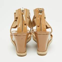 Pre Owned Fendi Beige Patent Leather And Elastic Fabric Carioca Wedge Espadrille Sandals Size 37.5