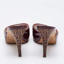 Pre Owned Fendi Burgundy Patent Leather FF Superstar Peep Toe Mules Size 41