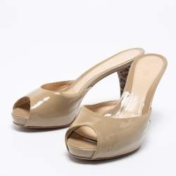 Pre Owned Fendi Taupe Patent Leather Peep-Toe Zucca Heel Slide Sandals Size 38.5