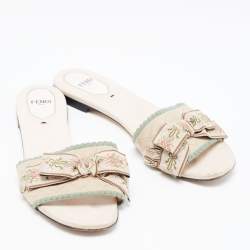 Pre Owned صندل سلايد فندي قماش تريكو سترتش بيج مزخرف مقاس 38.5