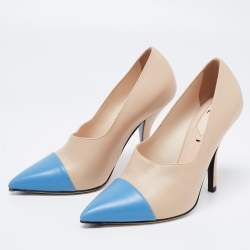 Pre Owned Fendi Beige/Blue Leather Pointed Toe Pumps Size 37