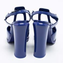 Pre Owned صندل فندي جلد لامع أزرق سير حرف تي مقدمة مفتوحة سير كاحل مقاس 40