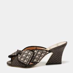 Pre Owned Fendi Brown Fabric  Slide Sandals Size 37.5